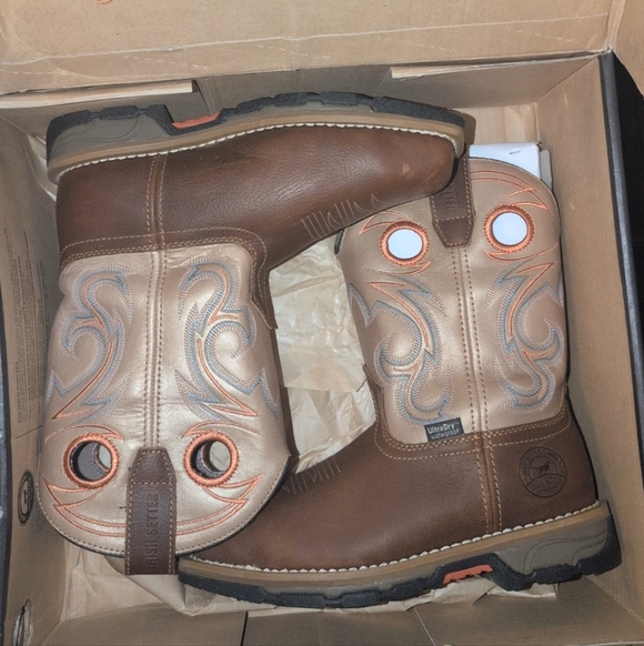 Irish Setter Women's Brown Safety Toe Boots - Picture 3 of 5